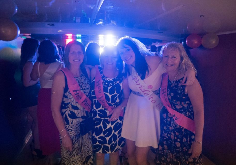 York: Party Cruise With Welcome Drink, Dinner, and DJ Music - Booking Details