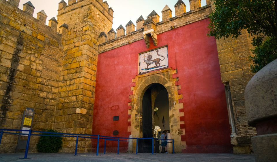 Seville: Royal Alcázar Guided Tour With Fast Entry Ticket - Booking Information