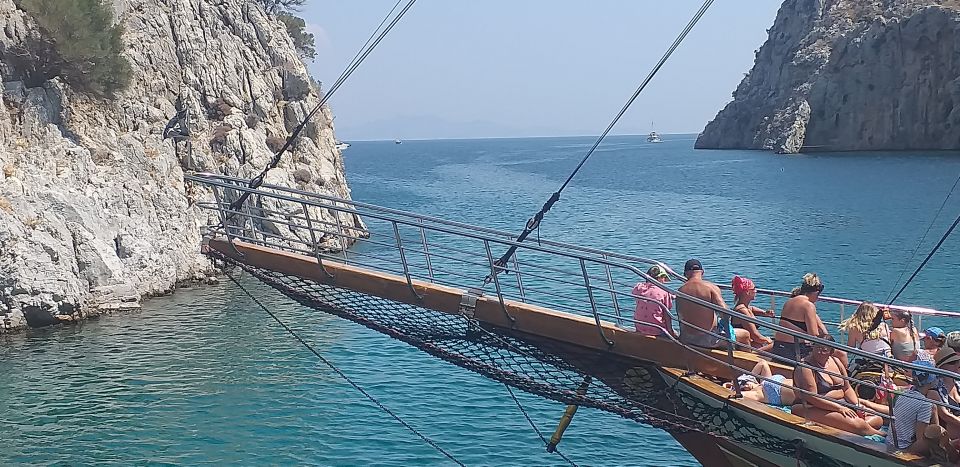 3-Island Cruise With Greek BBQ Lunch and Swimming - Shopping and Souvenirs