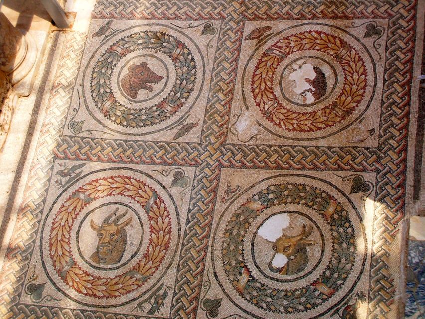 Piazza Armerina: Roman Villa Del Casale Mosaics Tour - Inclusions