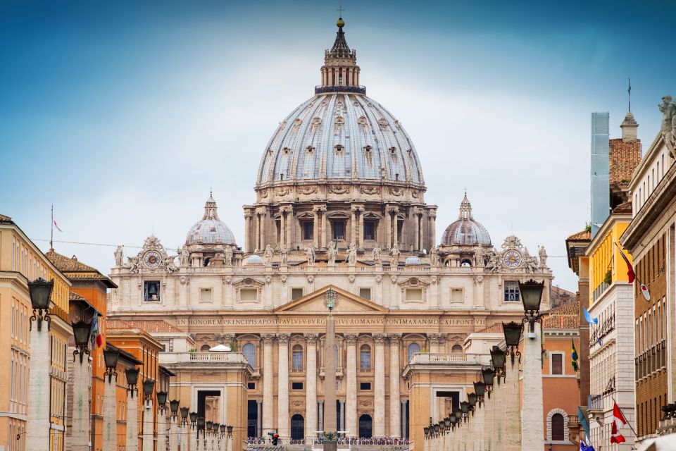 Trastevere and Vatican City Private Walking Tour With Guide - Meeting Point Information