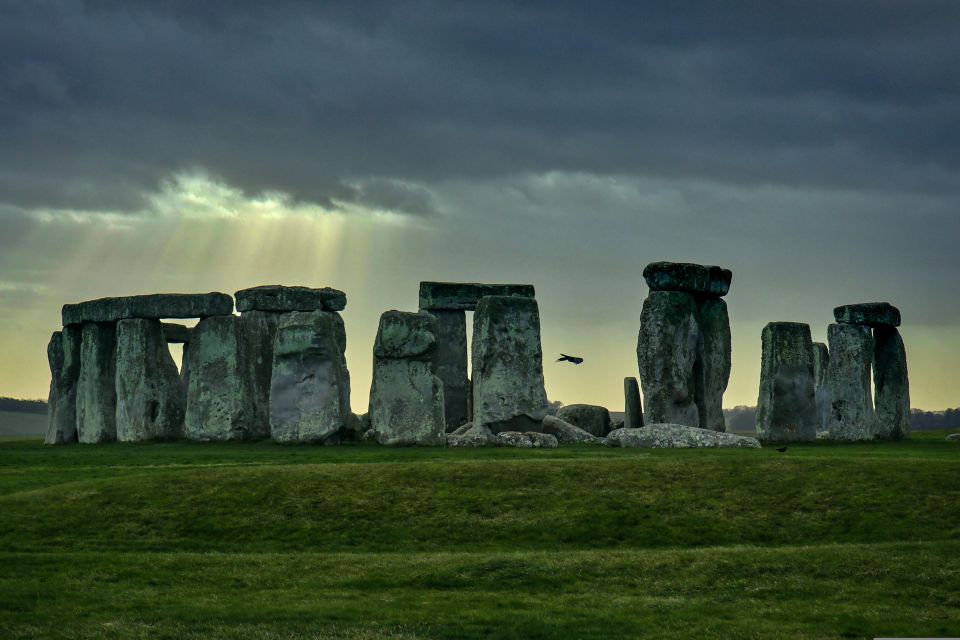 Wonders of Wiltshire (Interactive Guidebook) - Scenic Routes