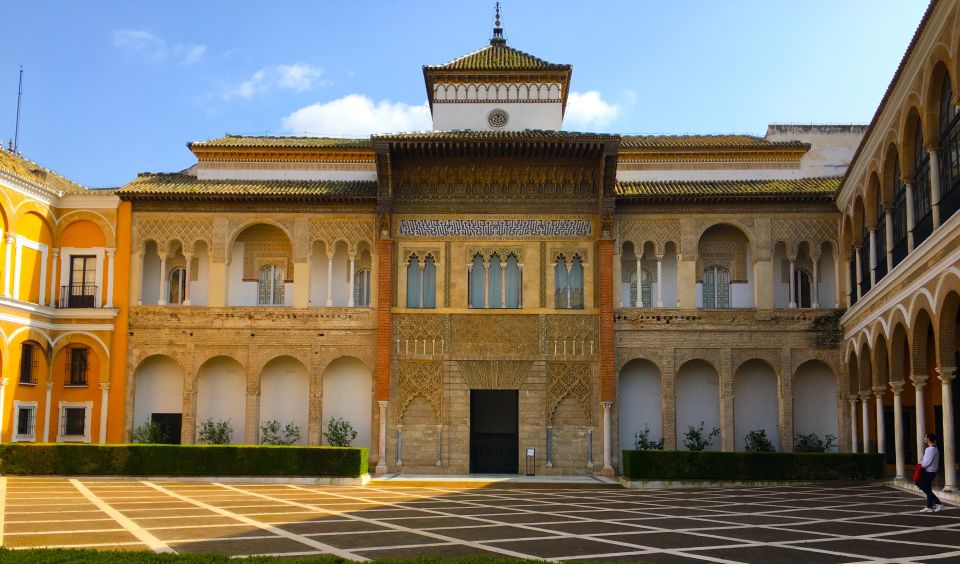 Seville: Royal Alcázar Guided Tour With Fast Entry Ticket - Important Reminders