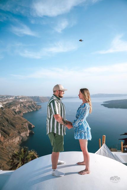 Santorini: Private 1-Hour Photoshoot in Oia or Imerovigli - Common questions