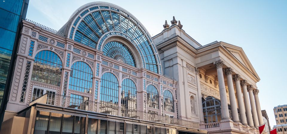 Covent Garden to Piccadilly Circus Walking Tour With an App - Key Points