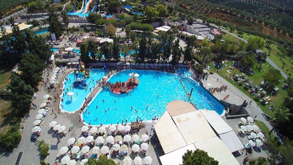 Rethymno Area: Limnoupoli Waterpark Admission With Transfer - Key Points