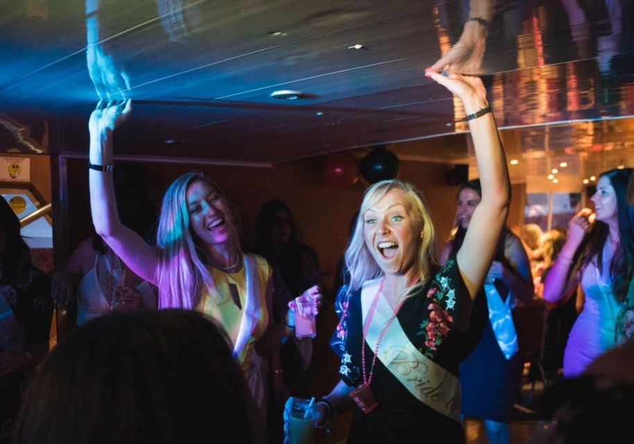 York: Party Cruise With Welcome Drink, Dinner, and DJ Music - Key Points